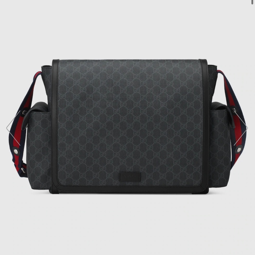 GUCCI GG SUPREME DIAPER BAG